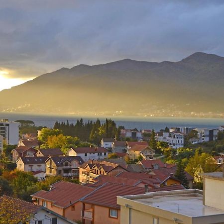 Tivat Apartments ภายนอก รูปภาพ