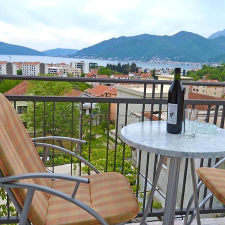 Tivat Apartments ภายนอก รูปภาพ