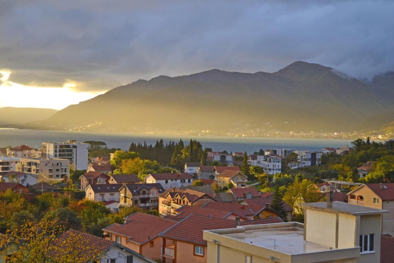 Tivat Apartments ภายนอก รูปภาพ
