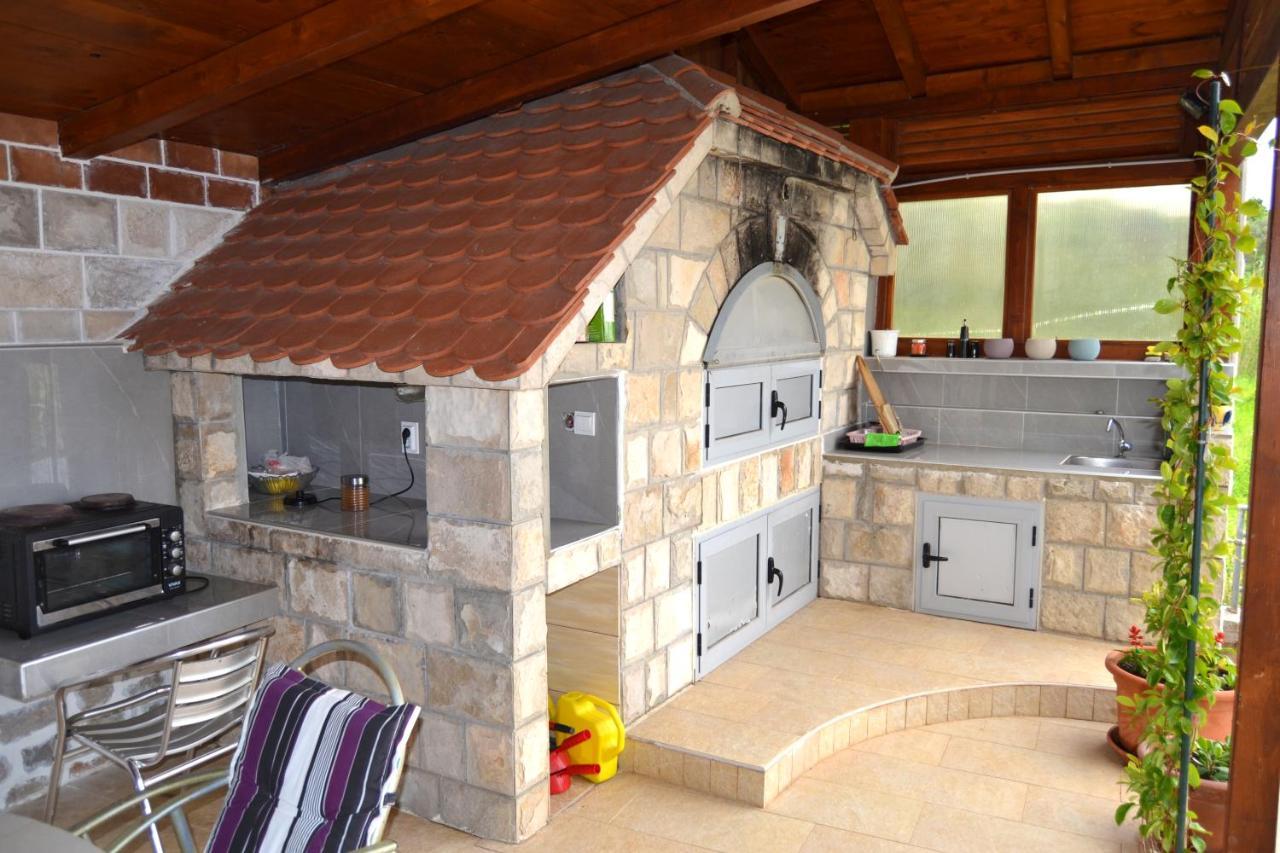 Tivat Apartments ภายนอก รูปภาพ