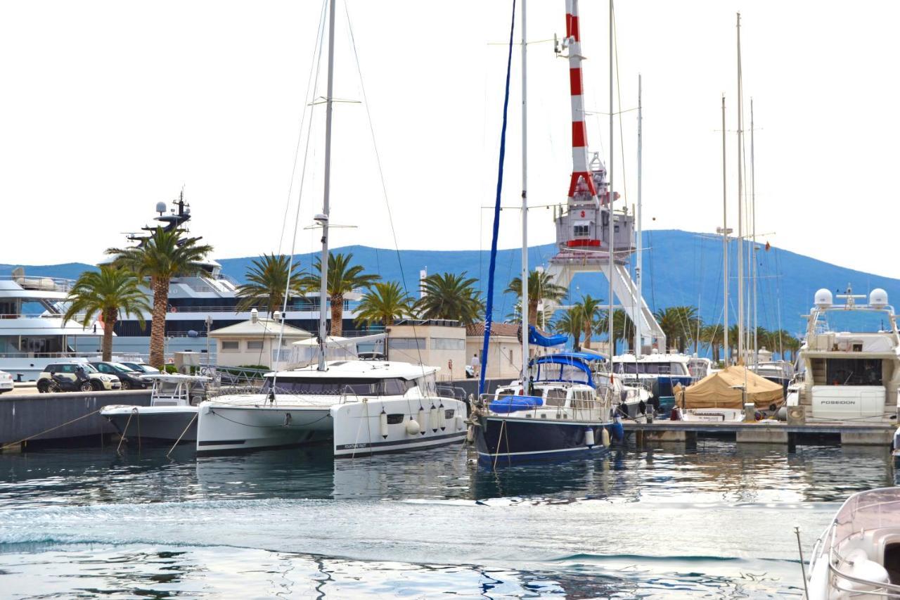 Tivat Apartments ภายนอก รูปภาพ