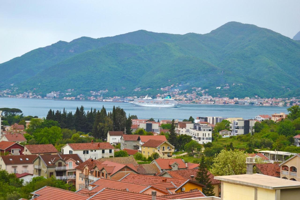 Tivat Apartments ภายนอก รูปภาพ
