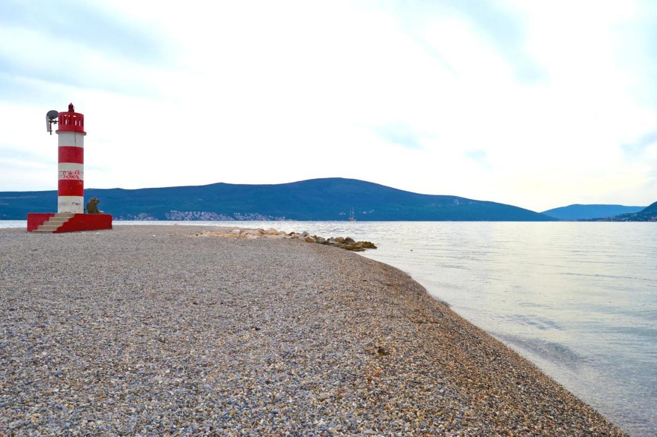 Tivat Apartments ภายนอก รูปภาพ