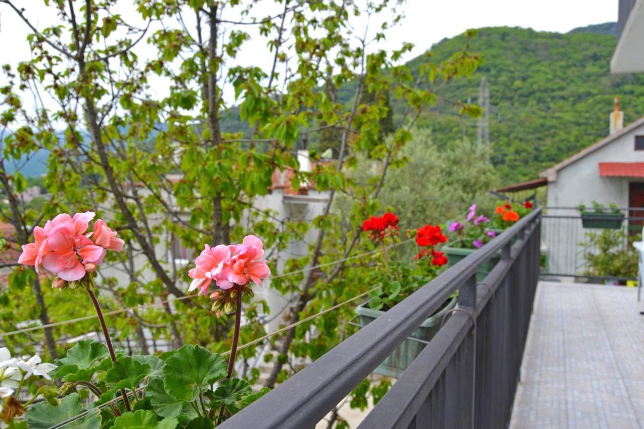 Tivat Apartments ภายนอก รูปภาพ