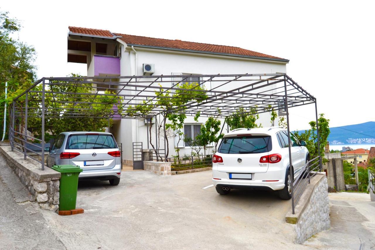 Tivat Apartments ภายนอก รูปภาพ