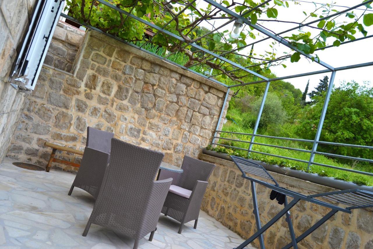Tivat Apartments ภายนอก รูปภาพ