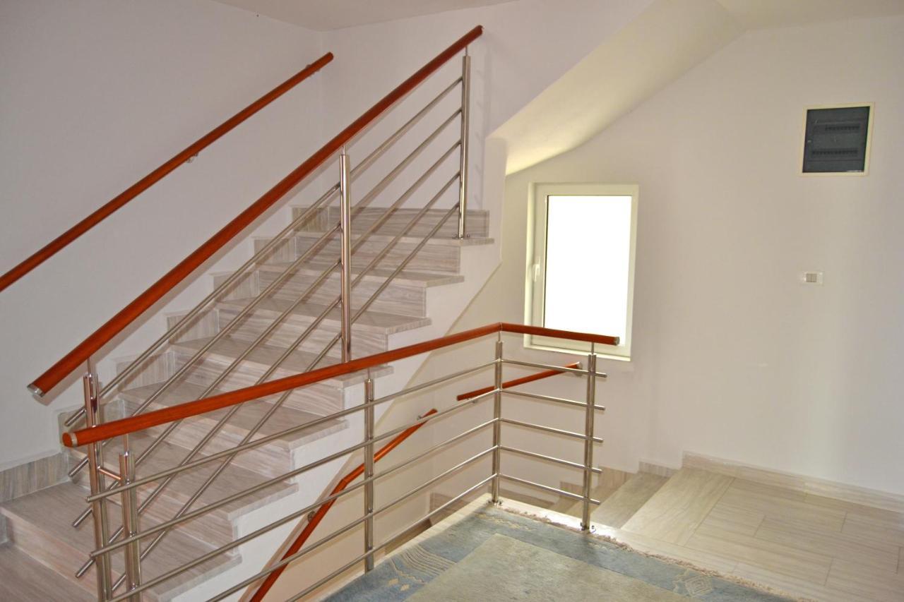 Tivat Apartments ภายนอก รูปภาพ